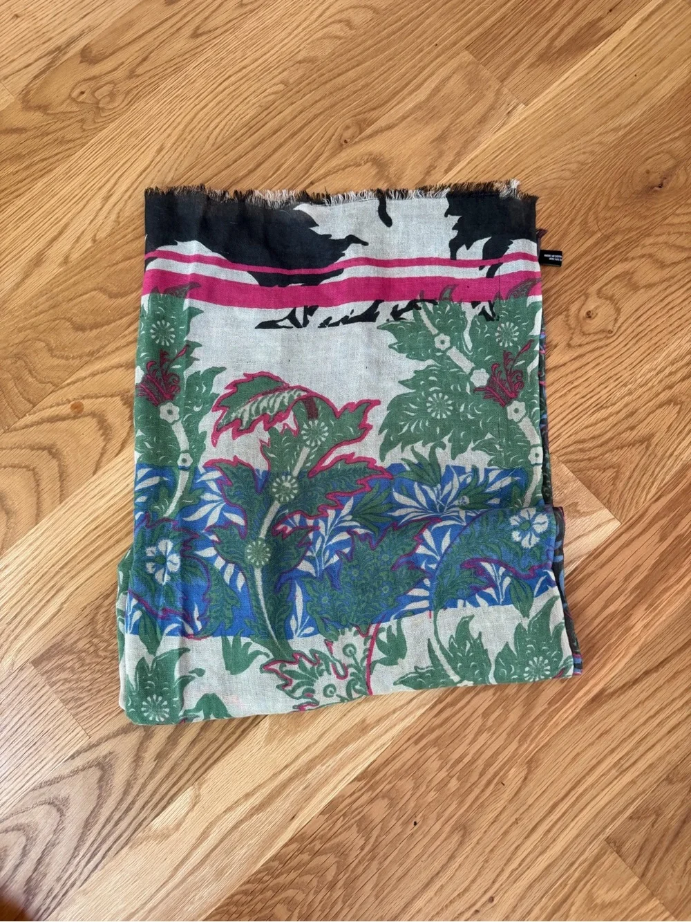 Unbranded Silk Cashmere Floral Scarf 80” x 28” – Colorful Botanical Print